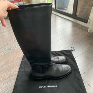 EMPORIO ARMANI BLACK LEATHER HIGH BOOT 36